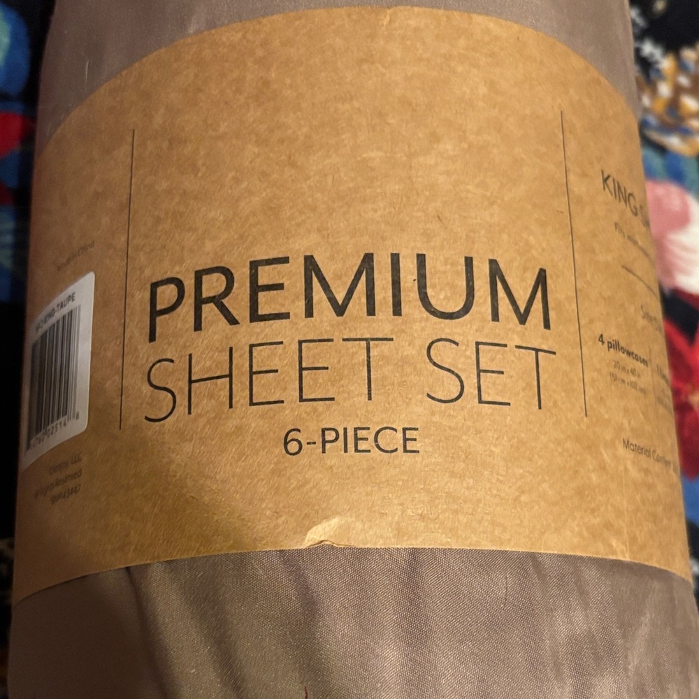 Luxurious 6-Piece Sheet Set in Elegant Taupe